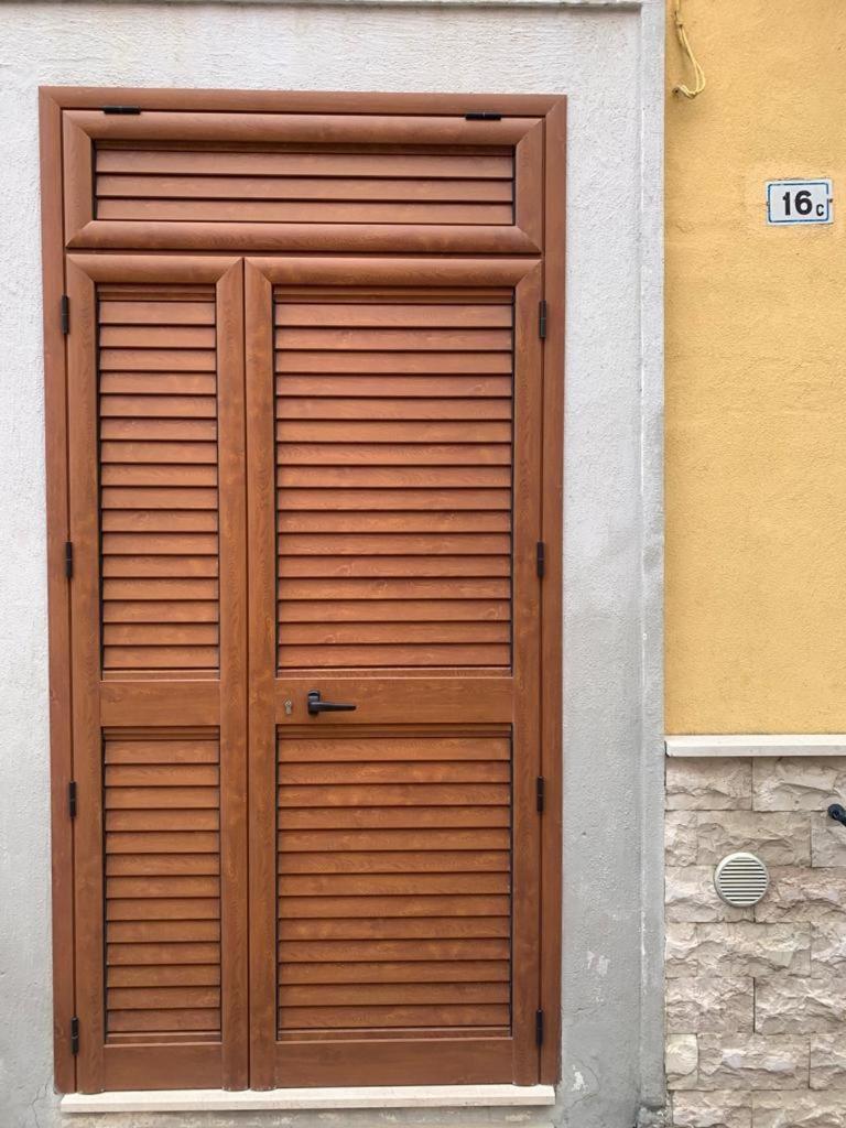 Casa Sul Porto Imbarco Tremiti Apartment Termoli Bagian luar foto